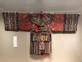 Scenes from the textile portion of the "Tsinghua Treasures: Exhibition of Tsinghua University Art Museum Collection." December 8, 2017. Photograph by Jason Jackson.